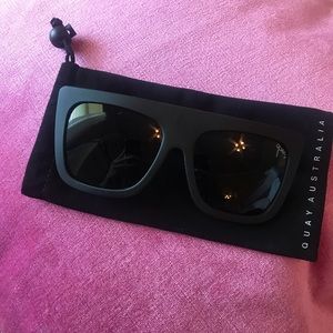 QUAY Australia - Cafe Racer Sunglasses